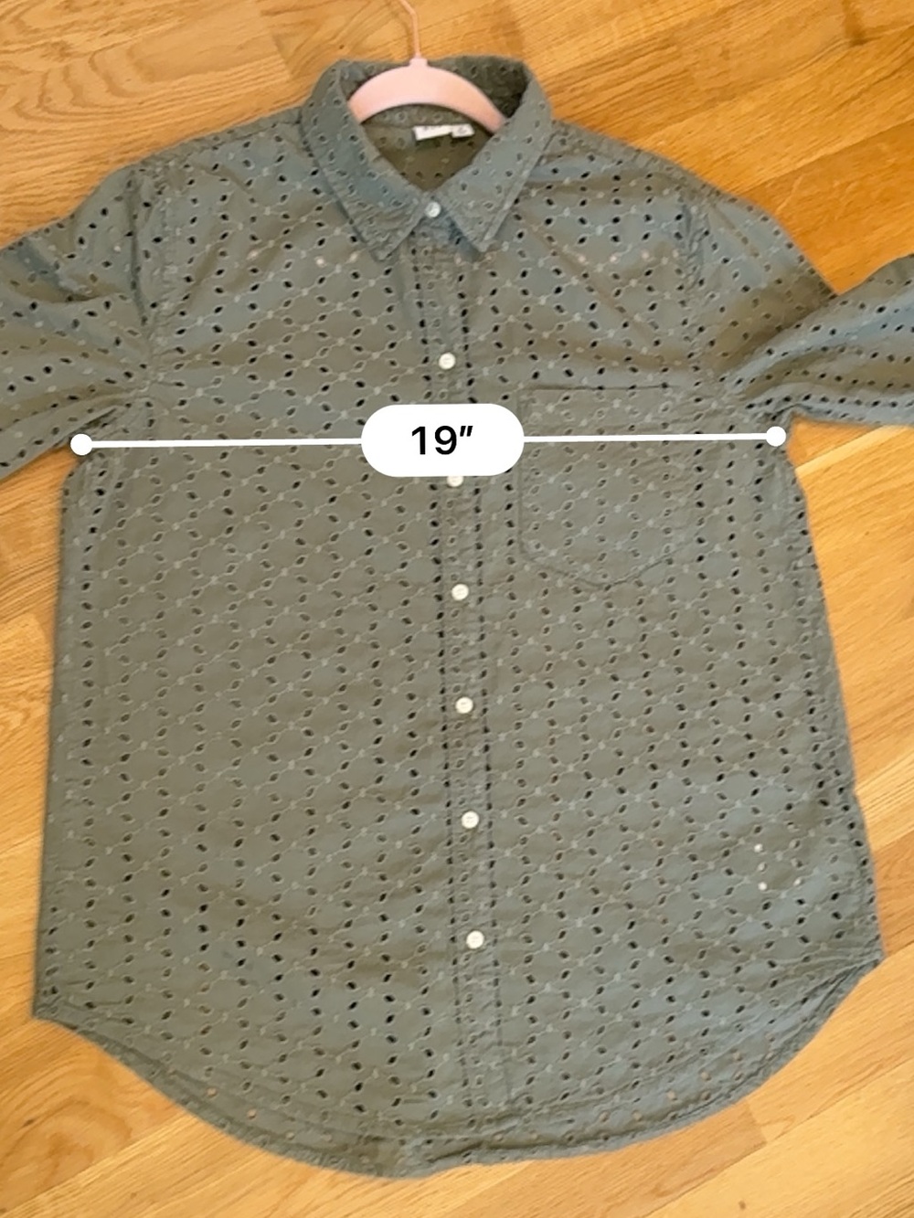 GAP Olive Eyelet Button-Down Shirt - Picture 8 of 10
